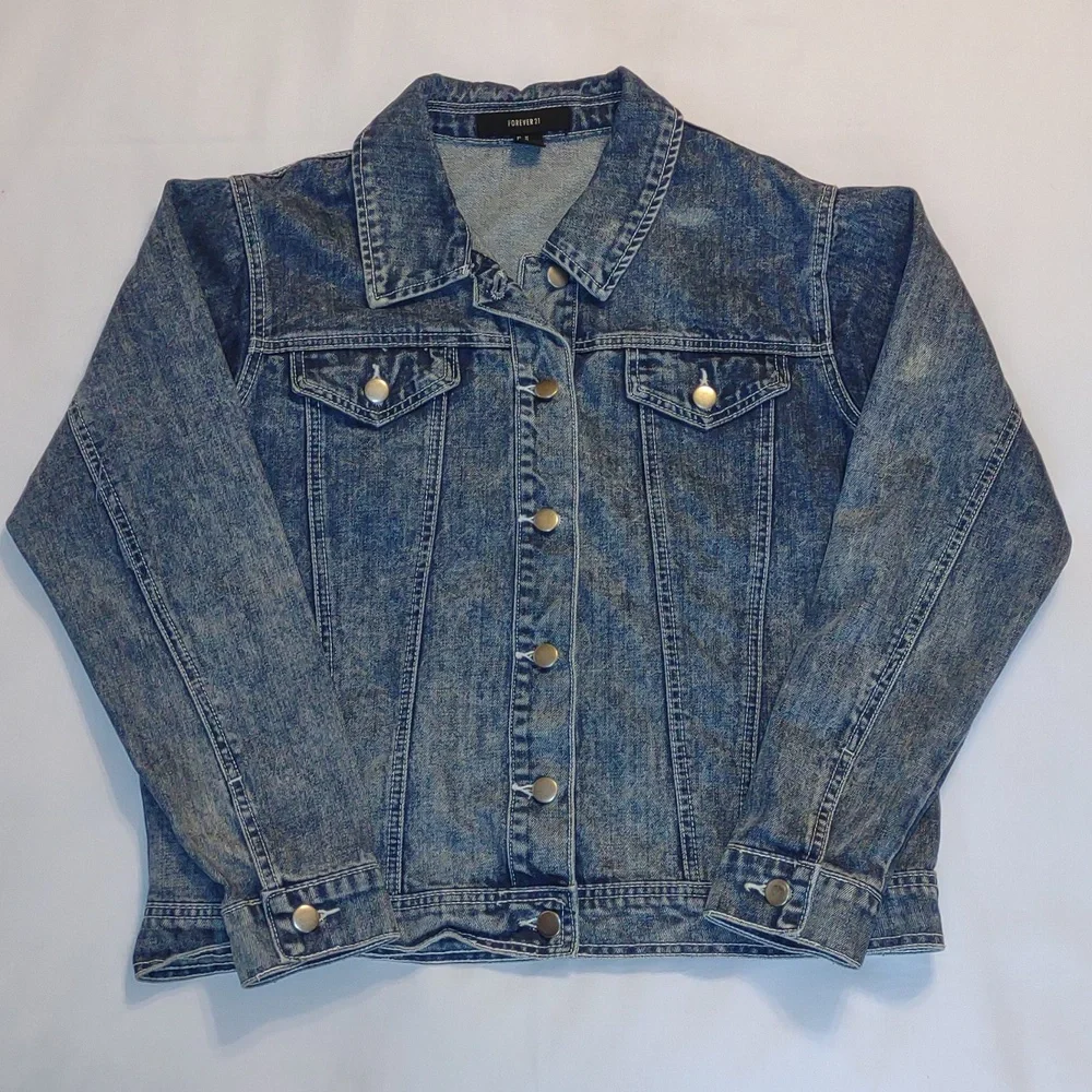 Forever 21 Denim Jacket With Cheetah Print Patch - Picture 1 of 6